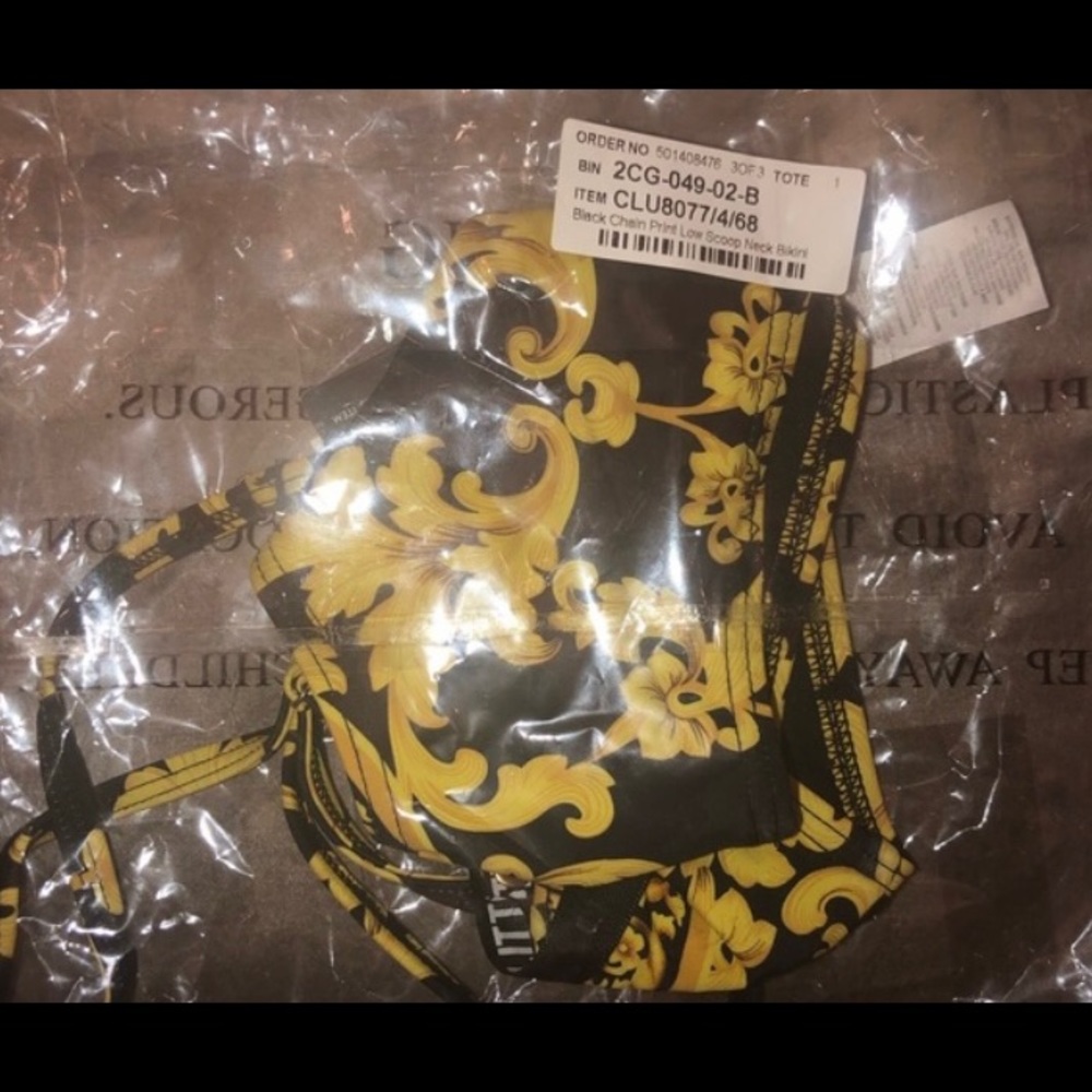 Black Chain Print Low Scoop Neck Bikini Top - Picture 4 of 8